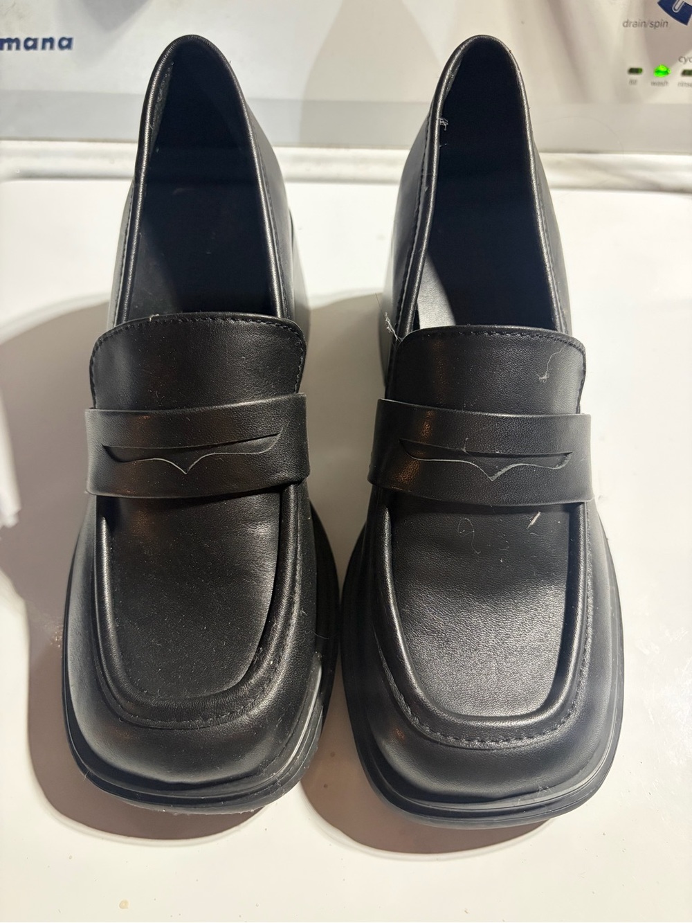 Steve Madden Black Heeled Penny Loafers for Women
